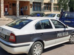 Bišćanin bacao petarde kako bi rastjerao pse lutalice, policija ga kaznila