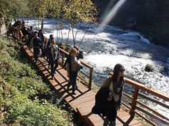 BIHAĆ BILJEŽI NAJUSPJEŠNIJU TURISTIČKU SEZONU: Rekordna godina po broju posjeta