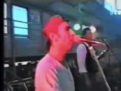 Kako je Dino Merlin uzeo autogram od generala Atifa Dudakovića: “Podijelio sam hiljade autograma, ali sam danas prvi put u životu želio i ja žarko da dobijem jedan..”