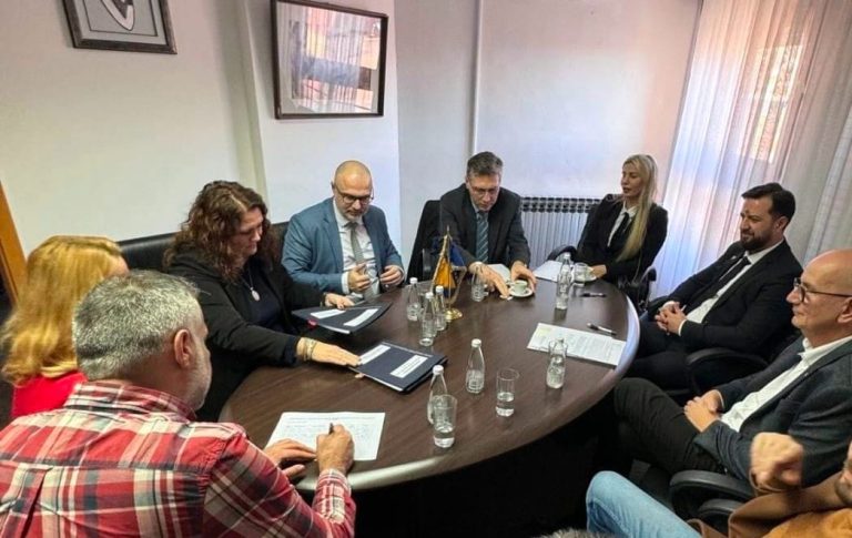 Potpisan ugovor o nabavci udžbenika za učenike osnovnih škola u Federaciji BiH od 1. do 5. razreda