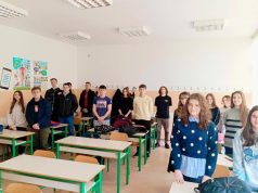 Larisa Prošić i Faris Felić predstavljaju Gimnaziju “Bihać” na regionalnom takmičenju Spelling bee 2024.