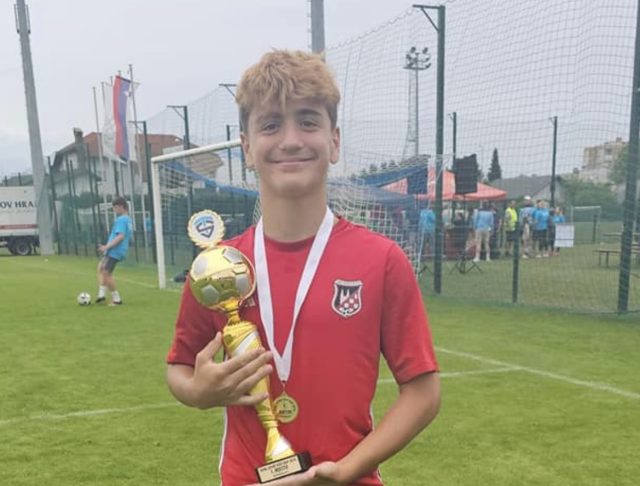 Screenshot 2025-09-17 at 23.02.35