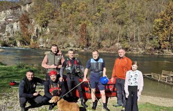 HEROJI GSS-a CAZIN: Spasili psa zarobljenog na obali Une!