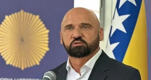 Isak: Nema političkih pritisaka, FUP ostaje primjer sigurnosne agencije