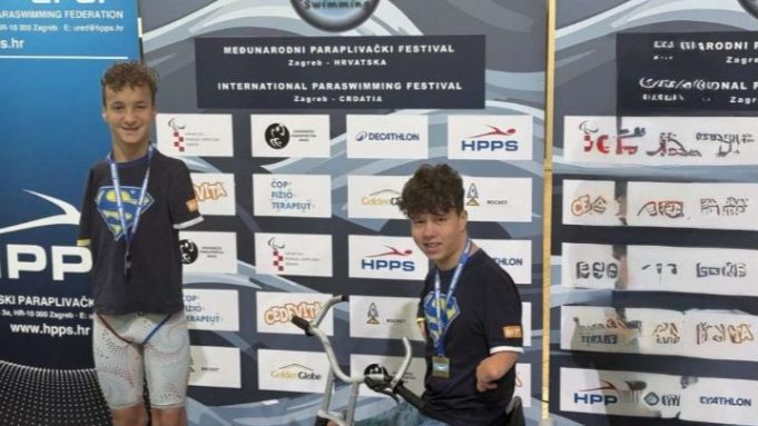 560884a5-e454-43a6-b5c2-c0e668cd116e (1)