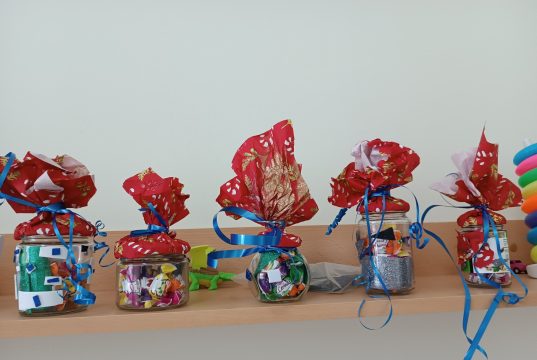 Novogodišnja čarolija iz kreativne radionice Centra za razvoj inkluzivnih praksi Bihać