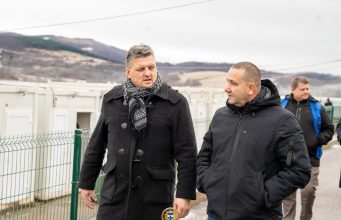 Ministar MUP-a USK-a posjetio kamp Lipa i održao sastanak sa predstavnicima SPS-a i IOM-a