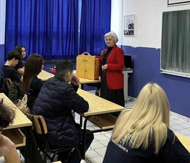 693b27b6a7e156.24696035 (1)