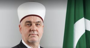 Kavazović čestitao Hanuku: Mir i sloga osnovne pretpostavke lijepog i ugodnog života na ovom svijetu