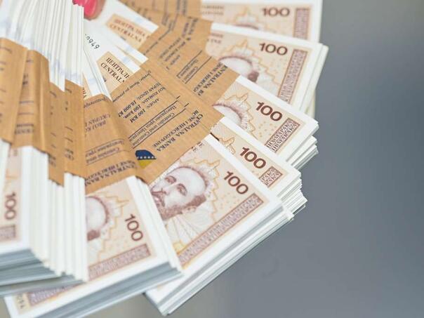 dogovoreno-povecanje-penzija-za-narednu-godinu-ovo-su-iznosi-novac-nov_693c1506a2e92