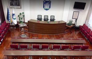 Sjednica Gradskog vijeća Bihaća nije počela: U sali samo 13 od 30 vijećnika, Goretić dao dodatnih 30 minuta za okupljanje