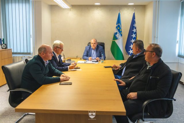 629766397_1232860509045748_1470353118683394552_n