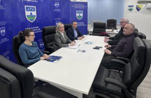 Ured za borbu protiv korupcije Unsko-sanskog kantona posjetila delegacija Ambasade Sjedinjenih Američkih Država u Bosni i Hercegovini