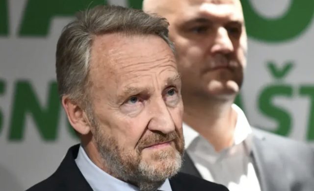 Screenshot 2026-02-16 at 21.49.20