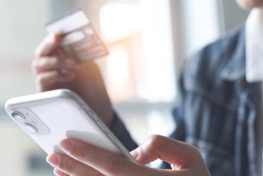 Ažurirala aplikaciju mobilnog bankarstva pa ostala bez 3.500 eura