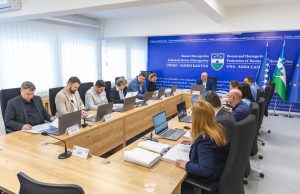 Nove odluke Vlade USK: Stipendije studentima, milioni za boračku populaciju