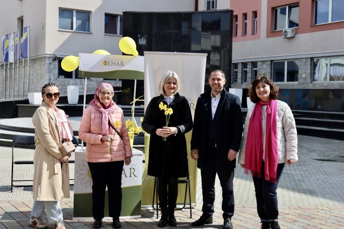 69bbf753d8ecd1.09558057