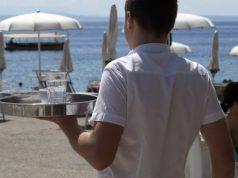 Hrvatska već traži sezonske radnike: Građanima BiH izdato 32.000 dozvola za rad