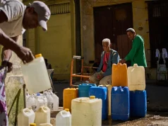 Trump: Nemam problem s ruskim tankerom koji donosi naftu Kubi, moraju preživjeti