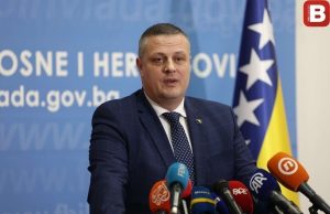 UDAR NA VUKANOVIĆA: Mijatović poručuje – “Radujem se i ja uspjehu komšija, ali životom stojim samo uz našu zemlju, živjela BiH”