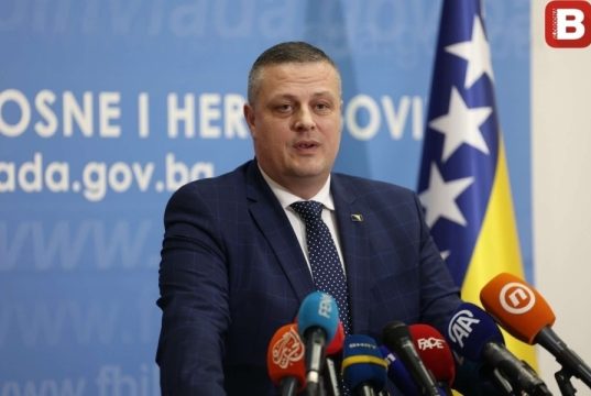 UDAR NA VUKANOVIĆA: Mijatović poručuje – “Radujem se i ja uspjehu komšija, ali životom stojim samo uz našu zemlju, živjela BiH”