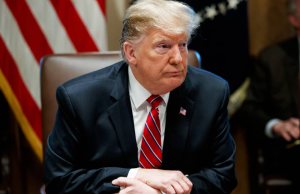 NEOČEKIVAN OBRT U WASHINGTONU: Trump prisiljen na popuštanje neprijateljima kako bi spriječio globalnu katastrofu