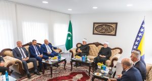 Reisul-ulema Husein ef. Kavazović u Bihaću povodom 30 godina Islamskog pedagoškog fakulteta