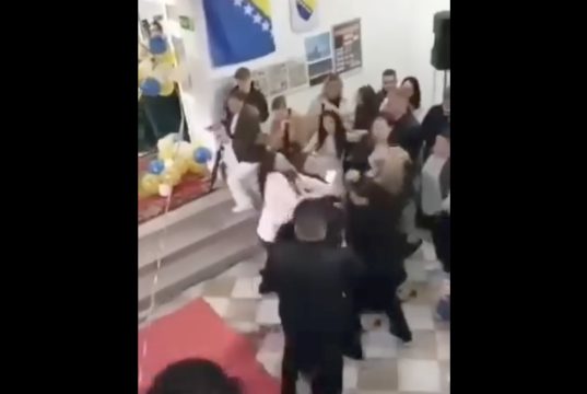 Incident tokom maturalne večeri u Cazinu izazvao pažnju javnosti