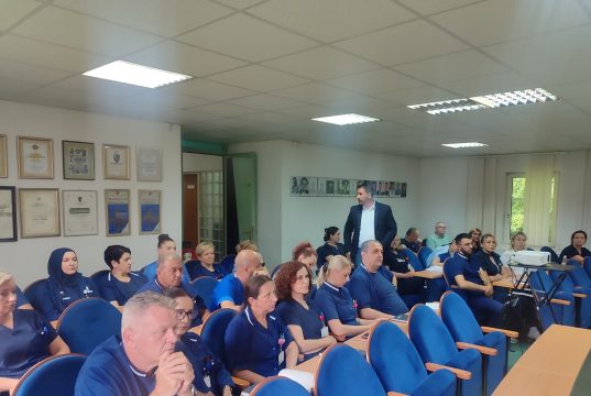 Zaposlenici Kantonalne bolnice prošli posebnu edukaciju: U fokusu sigurnost pacijenata