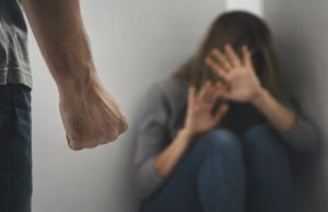 52-godišnjaku iz Cazina zbog silovanja i nasilja u porodici određen jednomjesečni pritvor