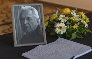 30. juli proglašen Danom žalosti u Unsko-sanskom kantonu zbog smrti generala Ramiza Drekovića