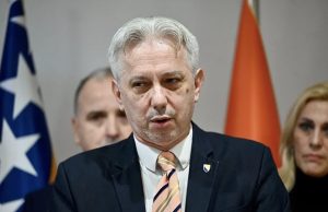 Kovačević o prijedlogu zabrane zastave RBiH u RS-u: Politički čin s ciljem ponižavanja žrtava, to je udar na mir