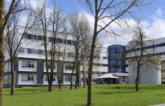 Nakon hapšenja ljekara i medicinskih tehničara oglasila se Kantonalna bolnica Bihać