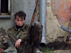 Preminuo ratni heroj Nisvet Žerić-Nića: Njegova fotografija iz oslobođenog Sanskog Mosta obišla je svijet