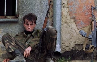 Preminuo ratni heroj Nisvet Žerić-Nića: Njegova fotografija iz oslobođenog Sanskog Mosta obišla je svijet