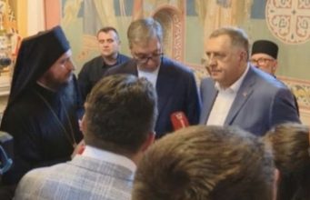 Vučić u Martin Brodu: “Rat je svima donio nesreću, najvažnije je osigurati radna mjesta”