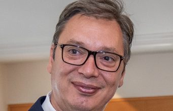 Vučić reagovao na Thompsonov koncert u Vukovaru: „Za dom spremni“ uporedio sa nacističkim pozdravom