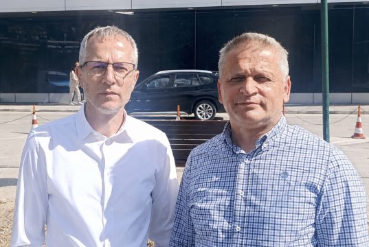 Zastupnici Hušić i Hasić: Lonić sve obmanuo, nema odluke sa Kluba Srba, jedini cilj je da Ružnićeva vlada ostane