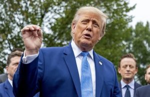 Trump odbio dogovor s Iranom. Šalje treći nosač aviona i 10.000 vojnika prema Iranu